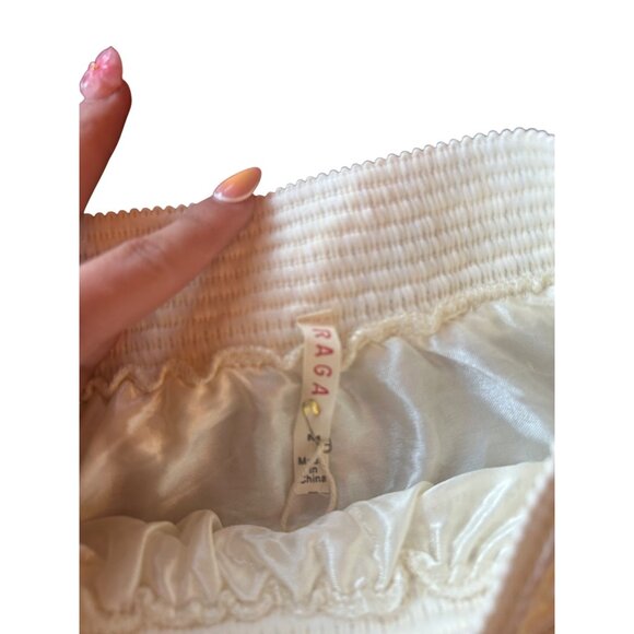 Raga Womens Eggshell Lace Mini Skirt With Ruffled Details & Lining Size M - Picture 3 of 5